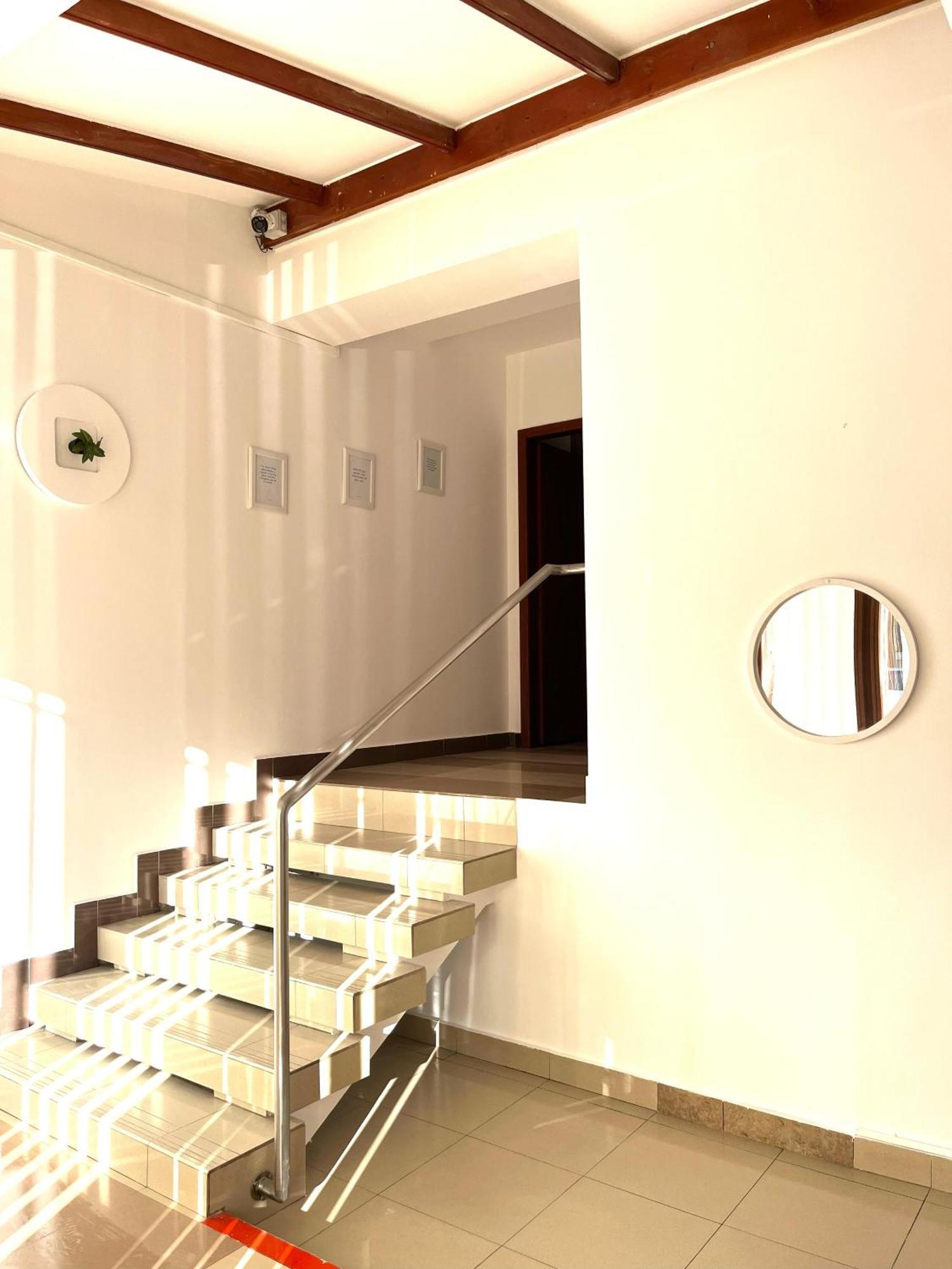 Cozy Hideout - Condo Hotel Timisoara Exterior photo